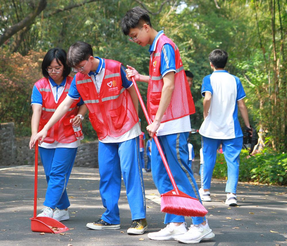 清洁公园1.JPG