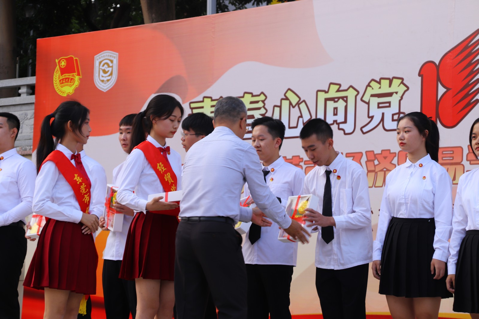 681bd9ac-cb1f-43d2-a438-645b21a80242.jpg 681bd9ac-cb1f-43d2-a438-645b21a80242.jpg