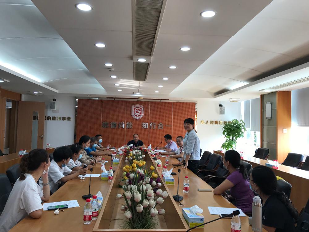 5家长发言.jpg